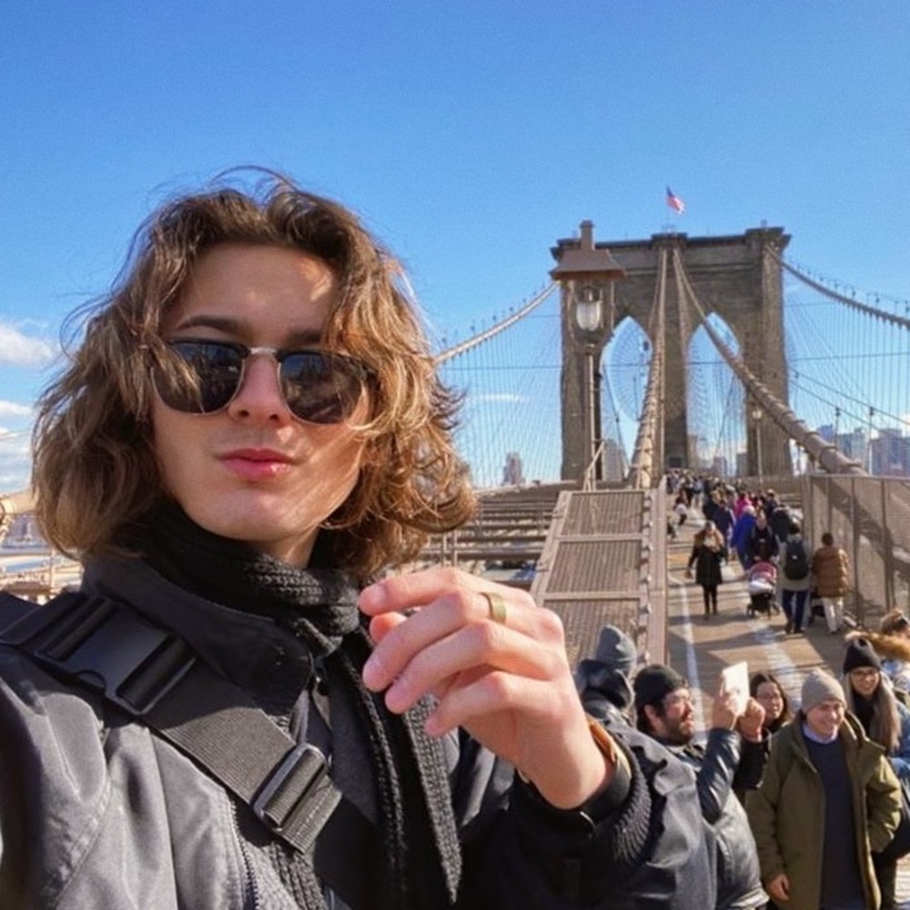 Meet your Posher, Tymothy